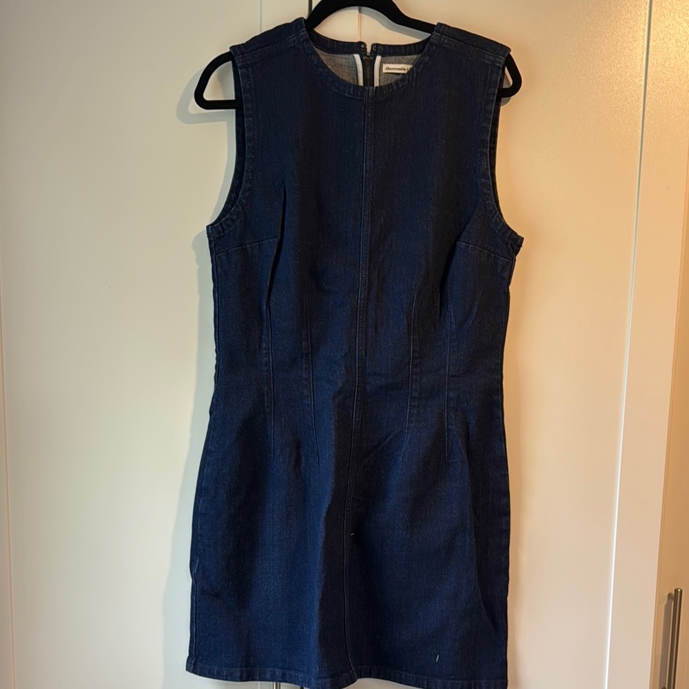 NWT Abercrombie Sleeveless Denim Dress
